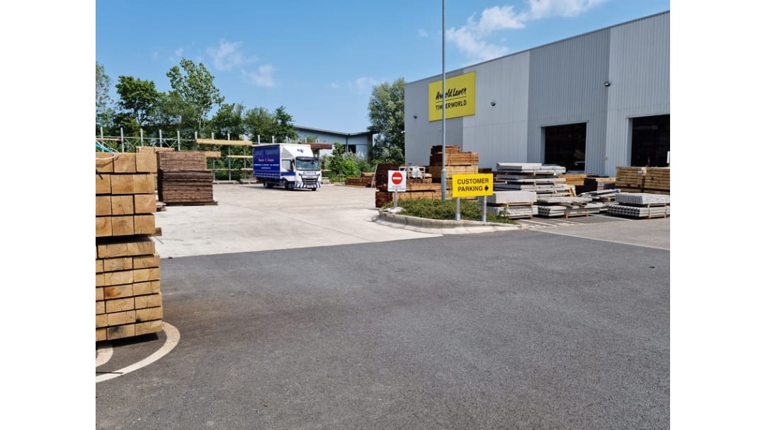 Arnold Laver Milton Keynes - THIS BRANCH IS NOW CLOSED PERMANENTLY